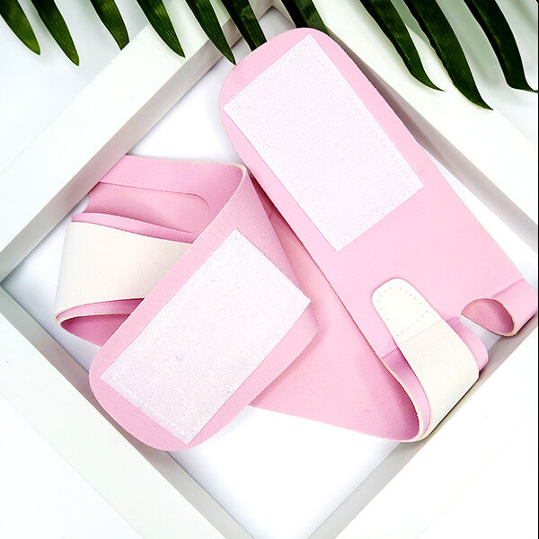 

Маска для моделирования овала лица V-line Yeye Pink