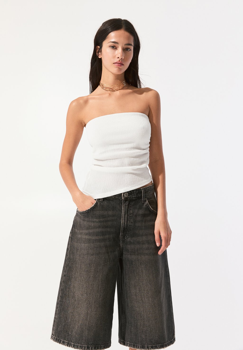 

Топ ASYMMETRIC PULL&BEAR, белый