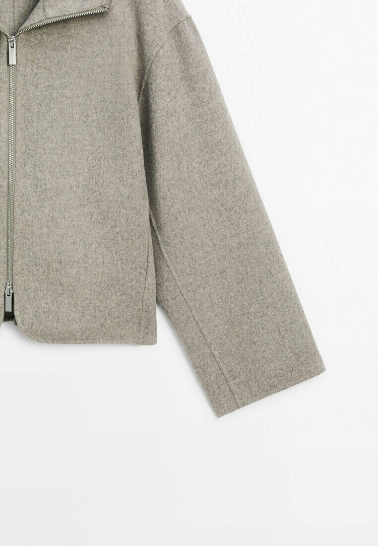 

Летняя куртка SHORT Massimo Dutti, серый