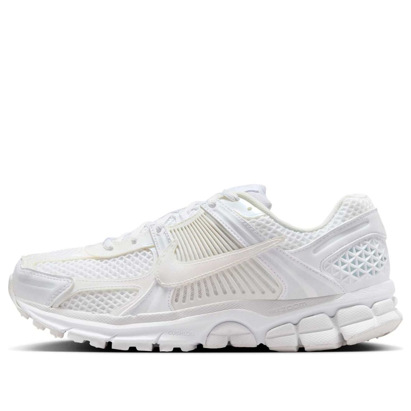 Кроссовки (WMNS) Nike Air Zoom Vomero 5 'Triple White'