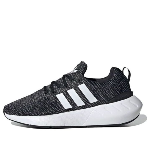

Кроссовки оригинальные swift run 22 Adidas, черный