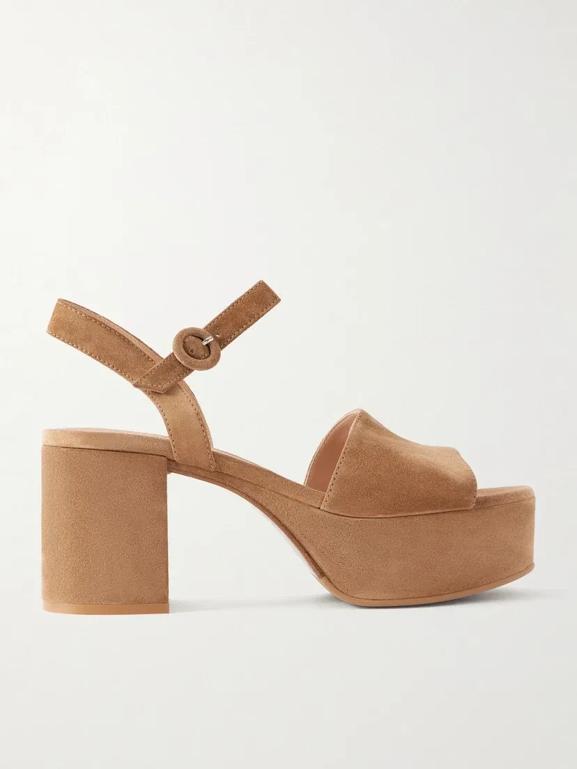 Босоножки на платформе Carol 35 из замши Gianvito Rossi, бежевый