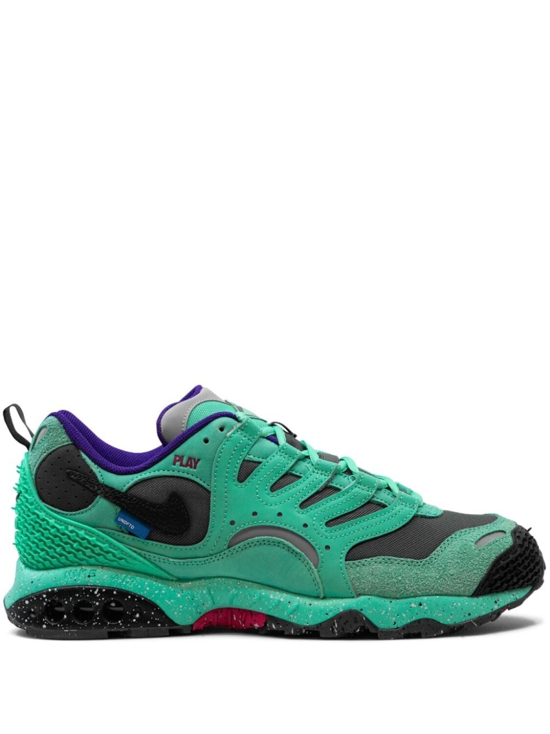 

Nike кроссовки Air Humara из коллаборации с Undefeated, зеленый