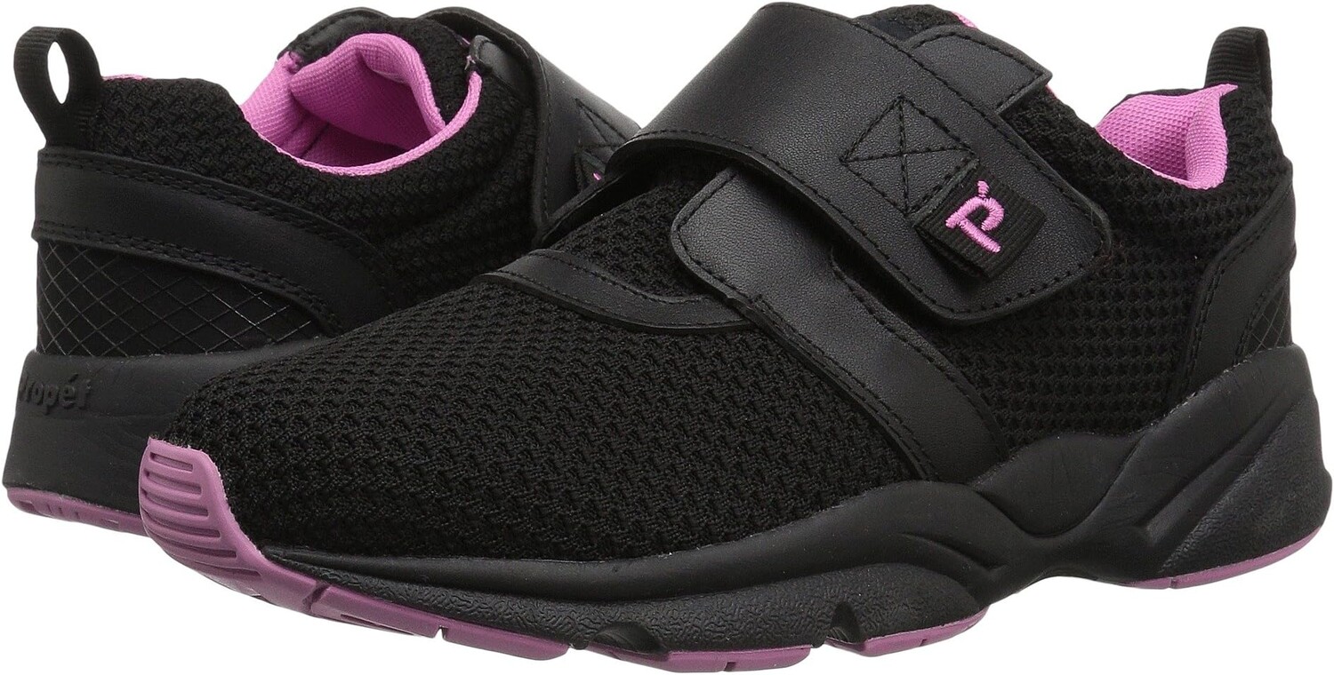 Кроссовки Stability X Strap Propet, цвет Black/Berry