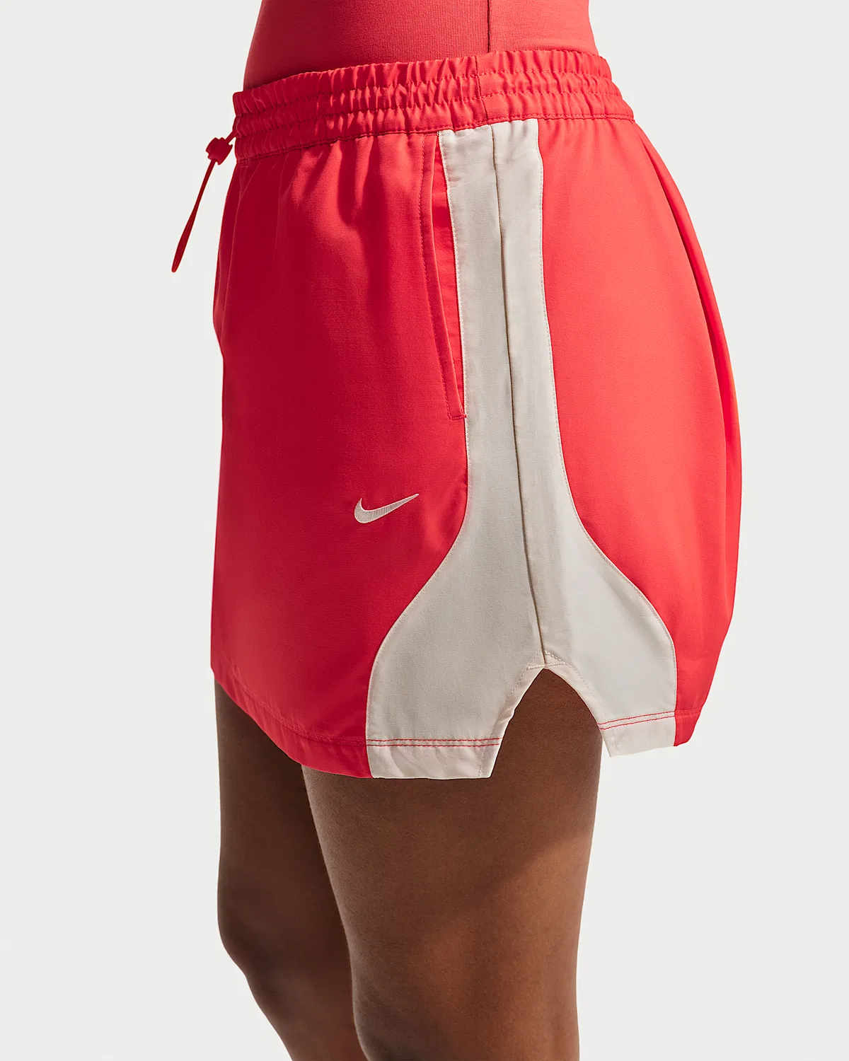 Женская мини-юбка со средней посадкой Nike Sportswear, Light Crimson/Chalk/Chalk — фото 3