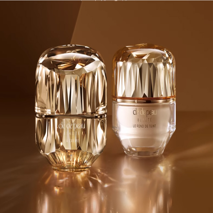 Clé De Peau Beauté Набор уходовой косметики Golden Essence лосьон-крем успокаивающий 30мл+28мл — фото 3