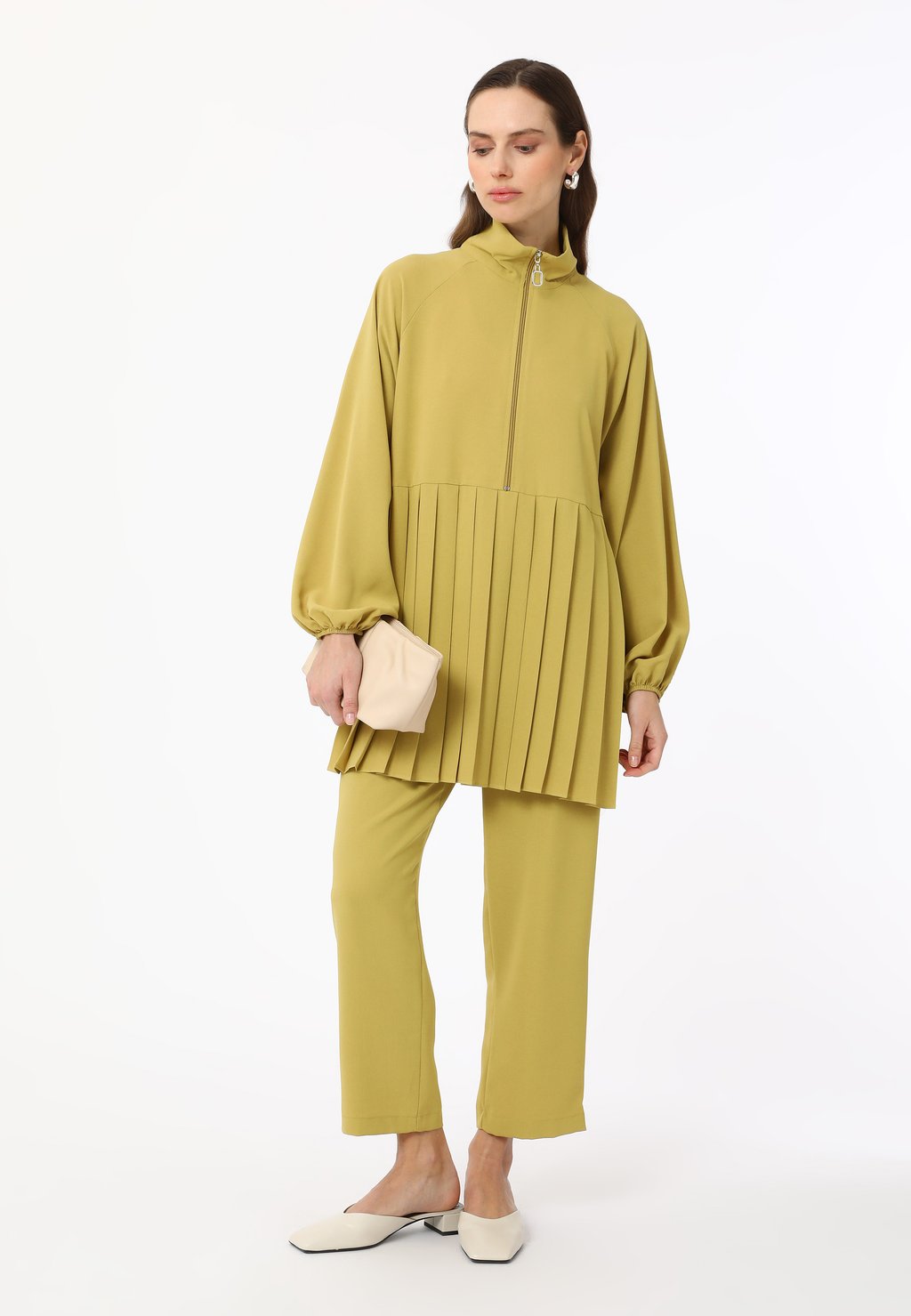 

Блуза REFKA EXCLUSIVE SET - Trousers Modanisa, зеленый