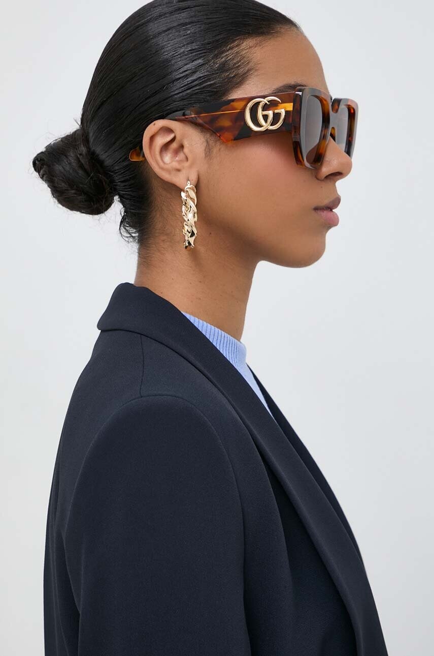 

Солнцезащитные очки Gucci, коричневый