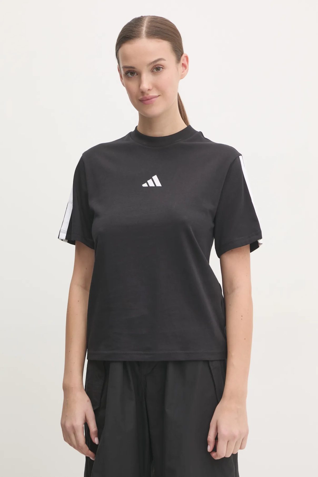 

Хлопковая футболка Essentials adidas, черный