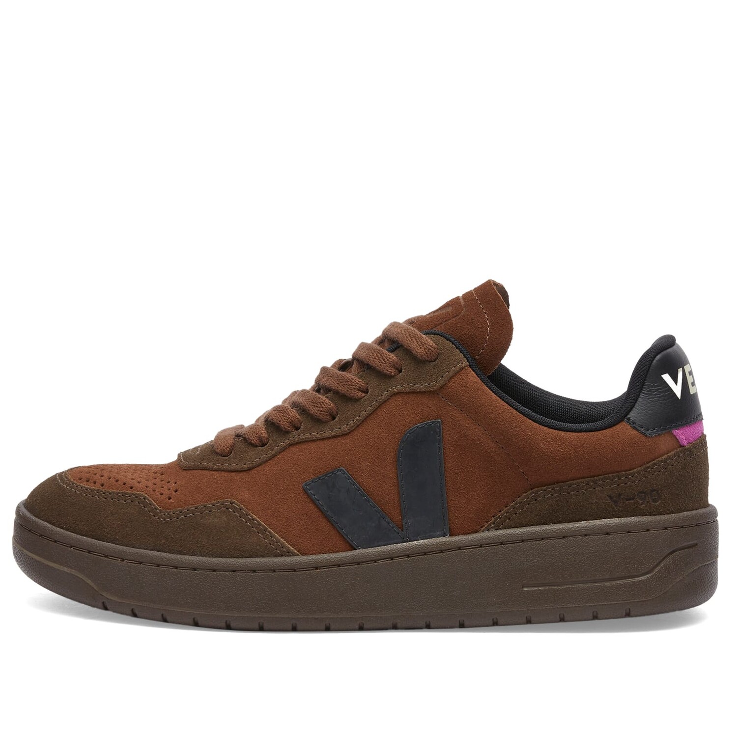 

Кроссовки Veja V-90 Suede Sneaker, цвет Walnut Black