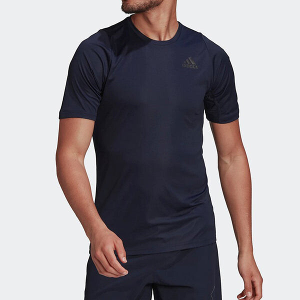 Футболка Men's adidas Solid Color Logo Athleisure Casual Sports Round Neck Short Sleeve Navy Blue T-Shirt, мультиколор — фото 2