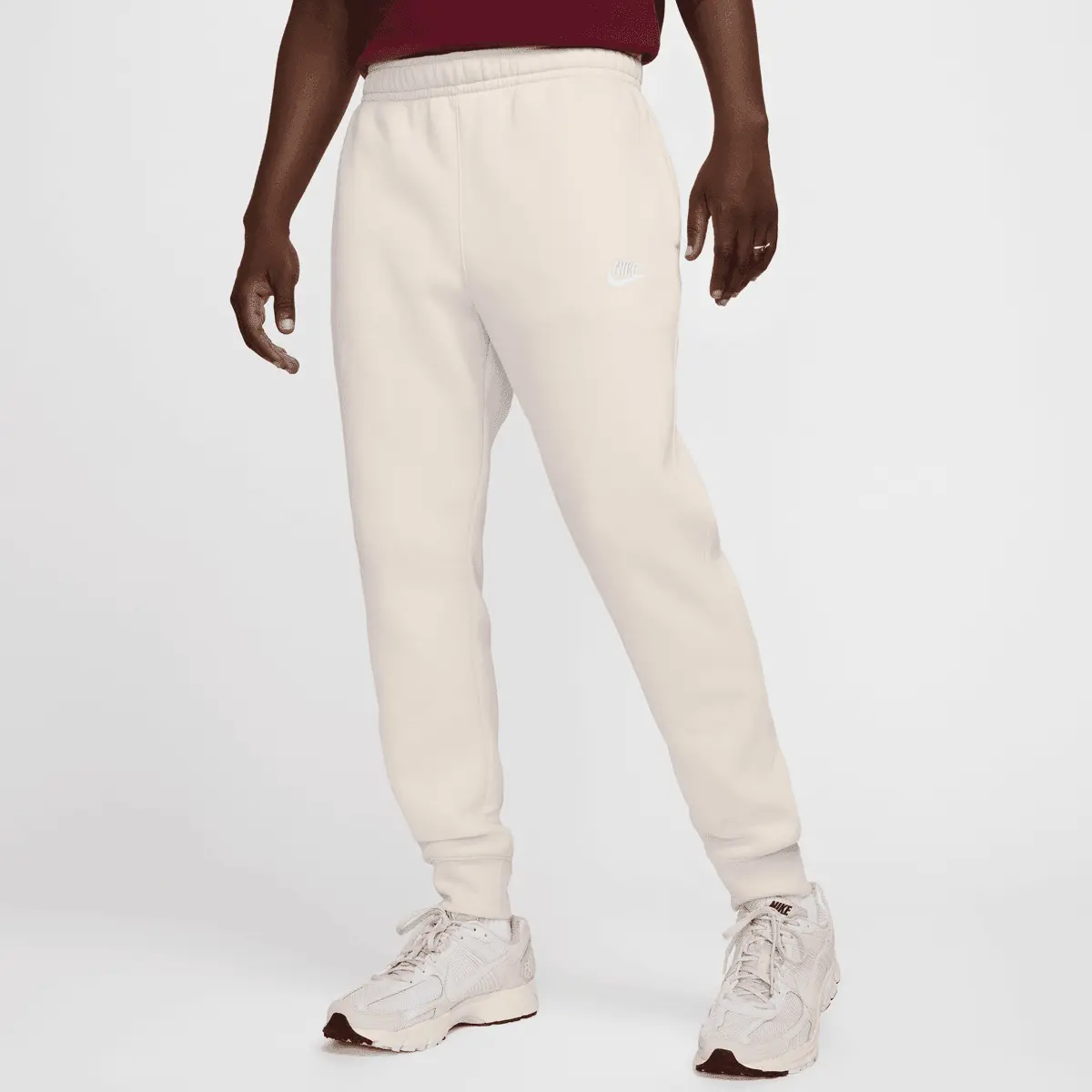 

Джоггеры Nike Sportswear Club Fleeces, бежевый