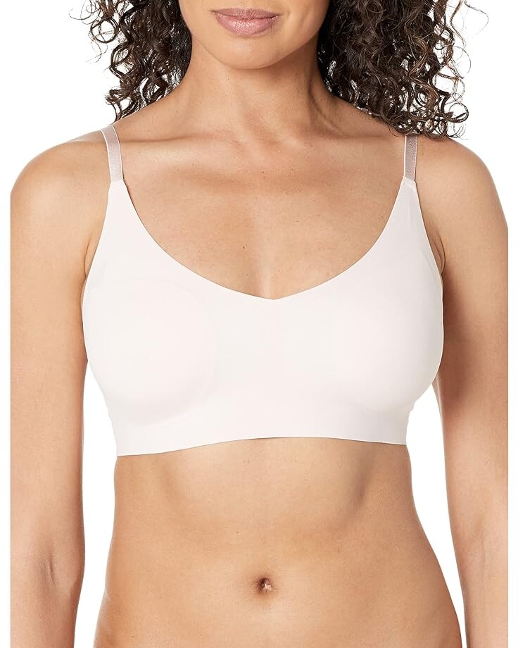 

Бюстгальтер Calvin Klein Underwear Invisibles Comfort Light Lined Triangle, цвет Nymph's Thigh