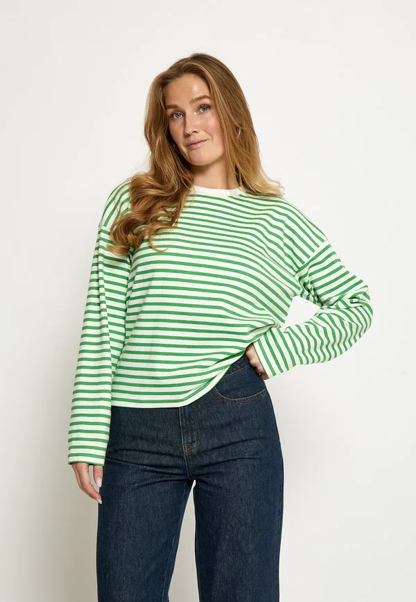 

Полосатая футболка с длинными рукавами дениса Minus, Greenbriar Stripe, Зеленый, Полосатая футболка с длинными рукавами дениса Minus, Greenbriar Stripe
