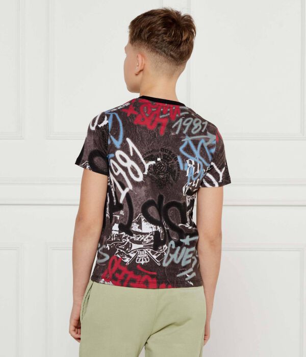 Футболка для мальчика Guess с принтом, мультиколор — фото 3