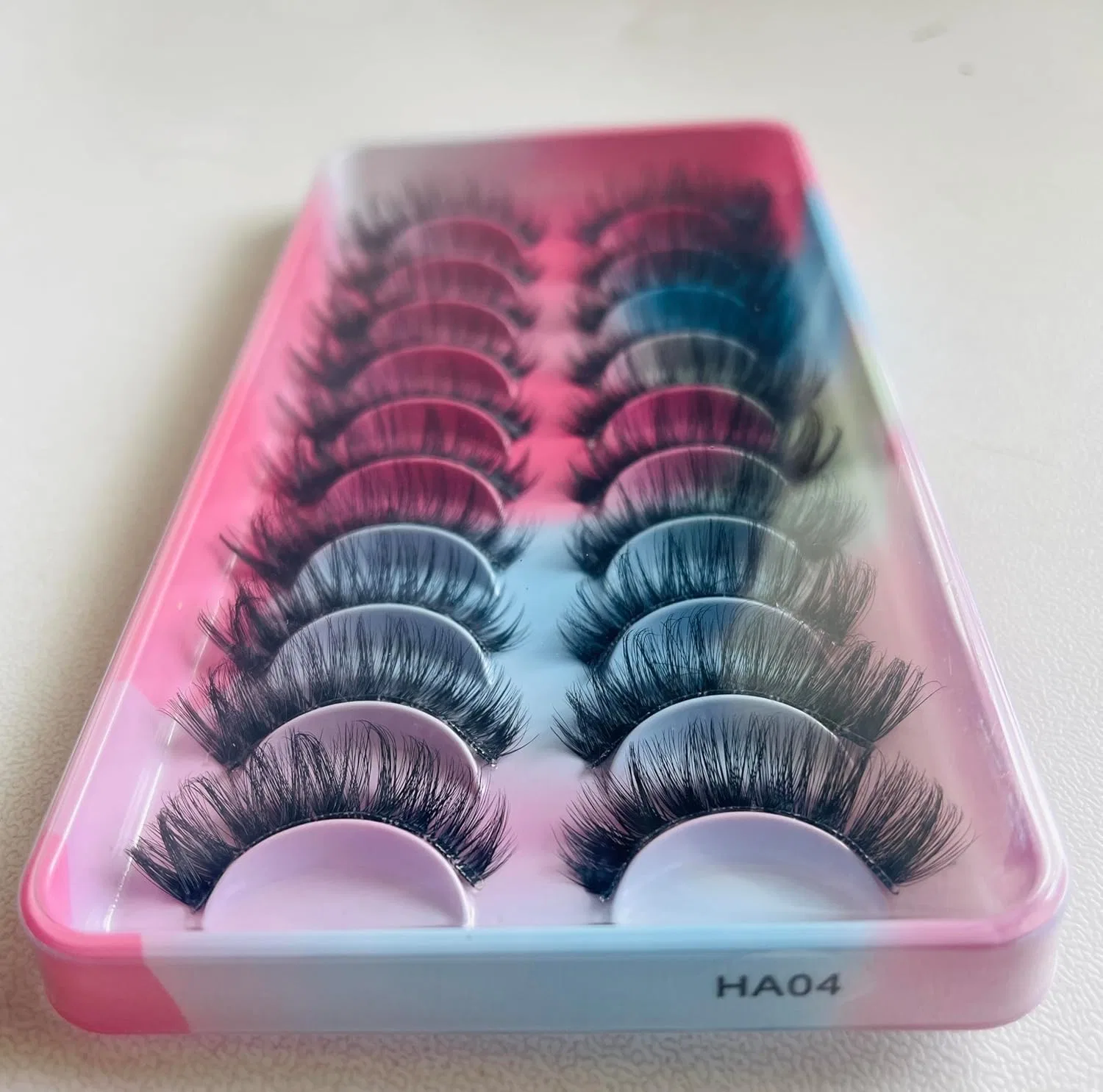 Набор накладных ресниц «Natural D Curl Natural Cluster Volume» с прозрачной лентой, 10 пар Hicocu — фото 3