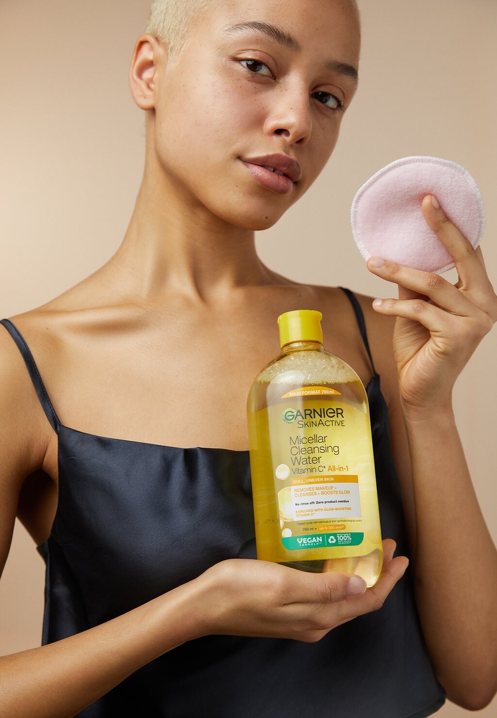 

Очищение лица MICELLAR CLEANSING WATER VITAMIN C Garnier