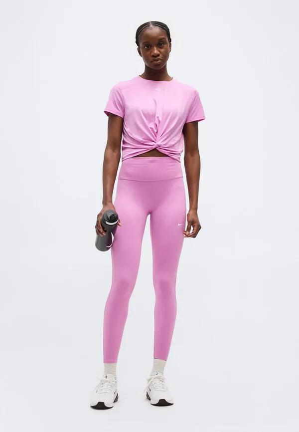 Одна классическая спортивная футболка Nike Performance, Light Magenta/White — фото 2