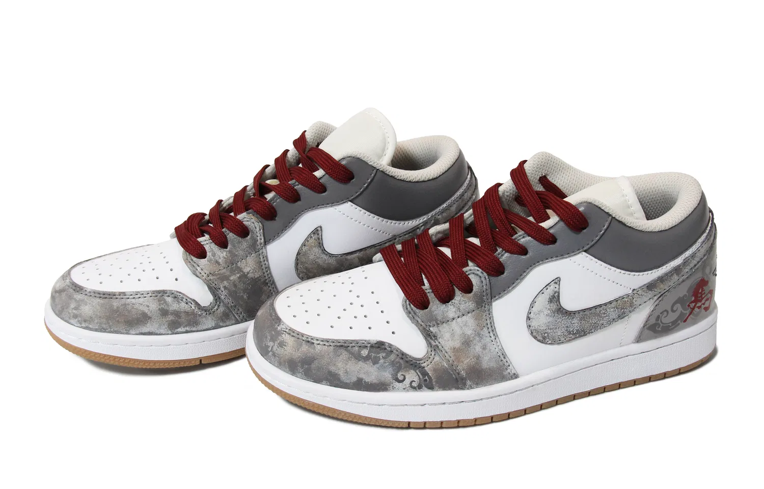 Кроссовки баскетбольные ретро Jordan Air Jordan 1 белый/красный/серый — фото 4