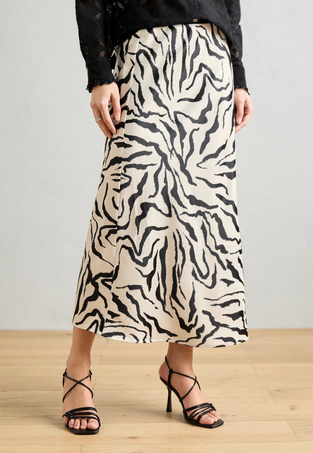 

Юбка-колокол SKIRT MARIA Lindex, бежевый