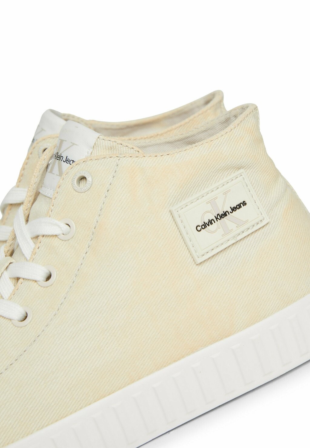 

Высокие кеды Washed Calvin Klein, кремово-белые ярко-белые