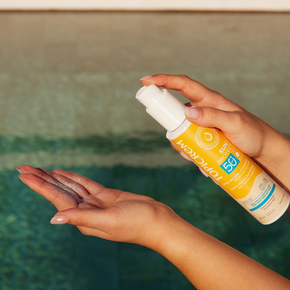 Увлажняющий солнцезащитный спрей с защитой от солнца SPF 50+ Topicrem, 150 мл — фото 3