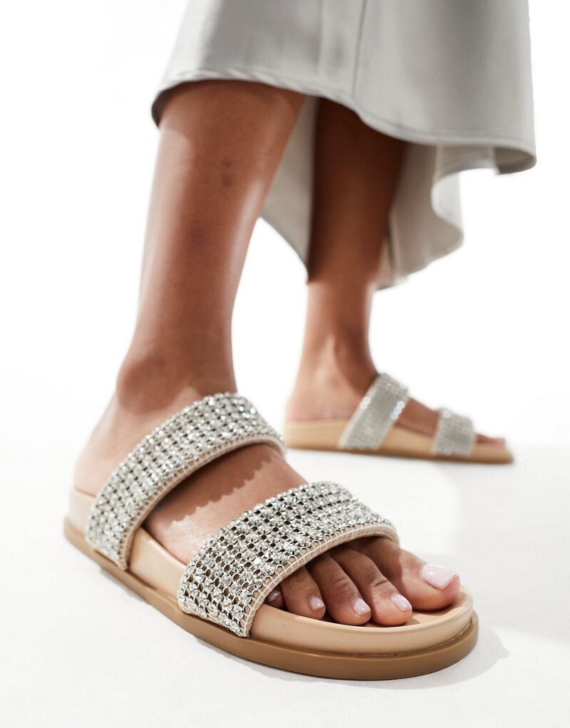 

Schuh – Tessie – Мюли с декором нейтрального цвета