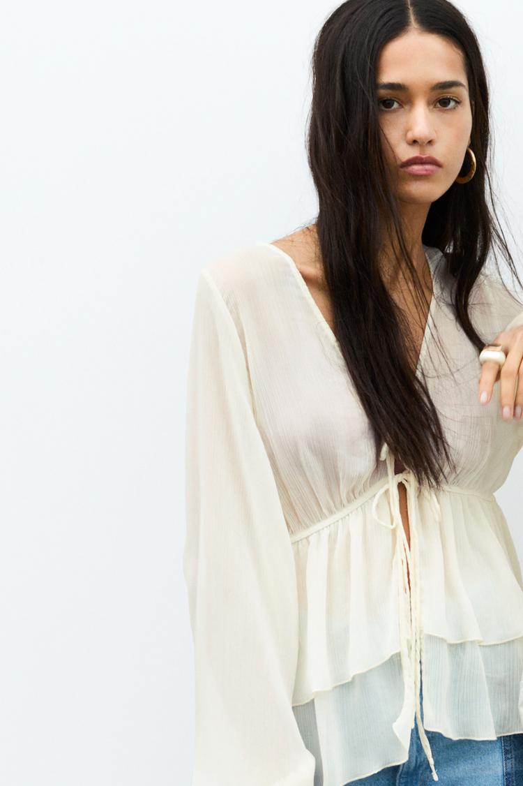 

Свободная блузка с оборками Pull And Bear, белый