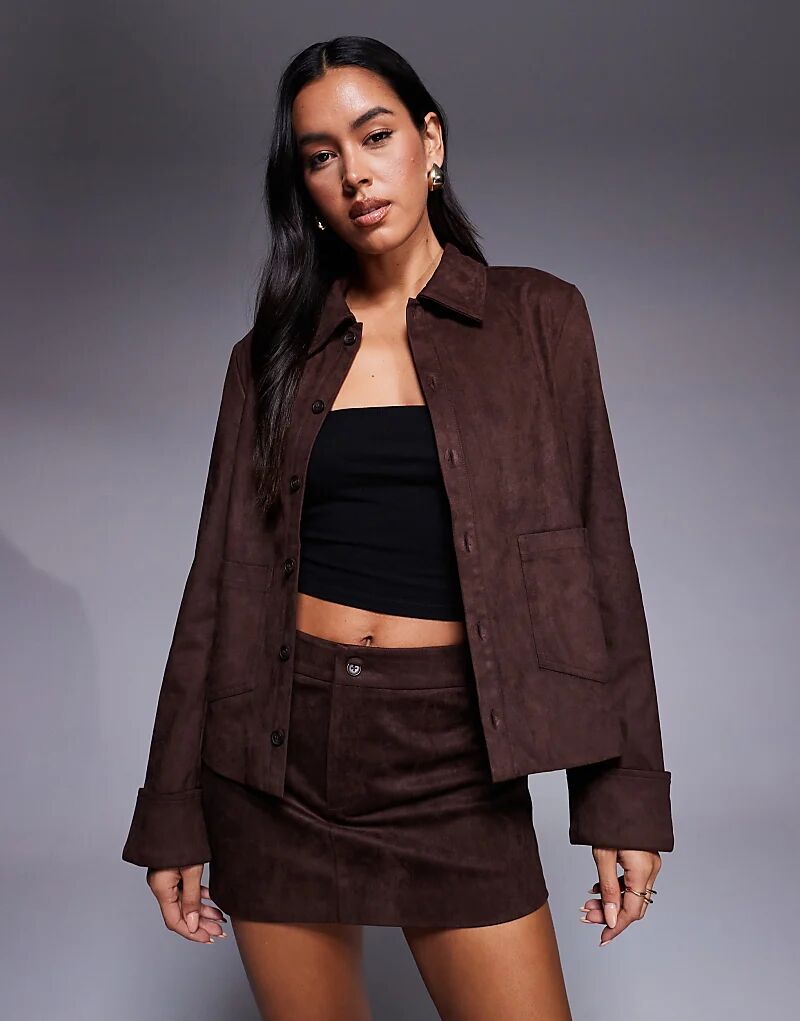 

Эксклюзивная куртка Frolic из искусственной замши с широкими манжетами спереди в шоколадном цвете