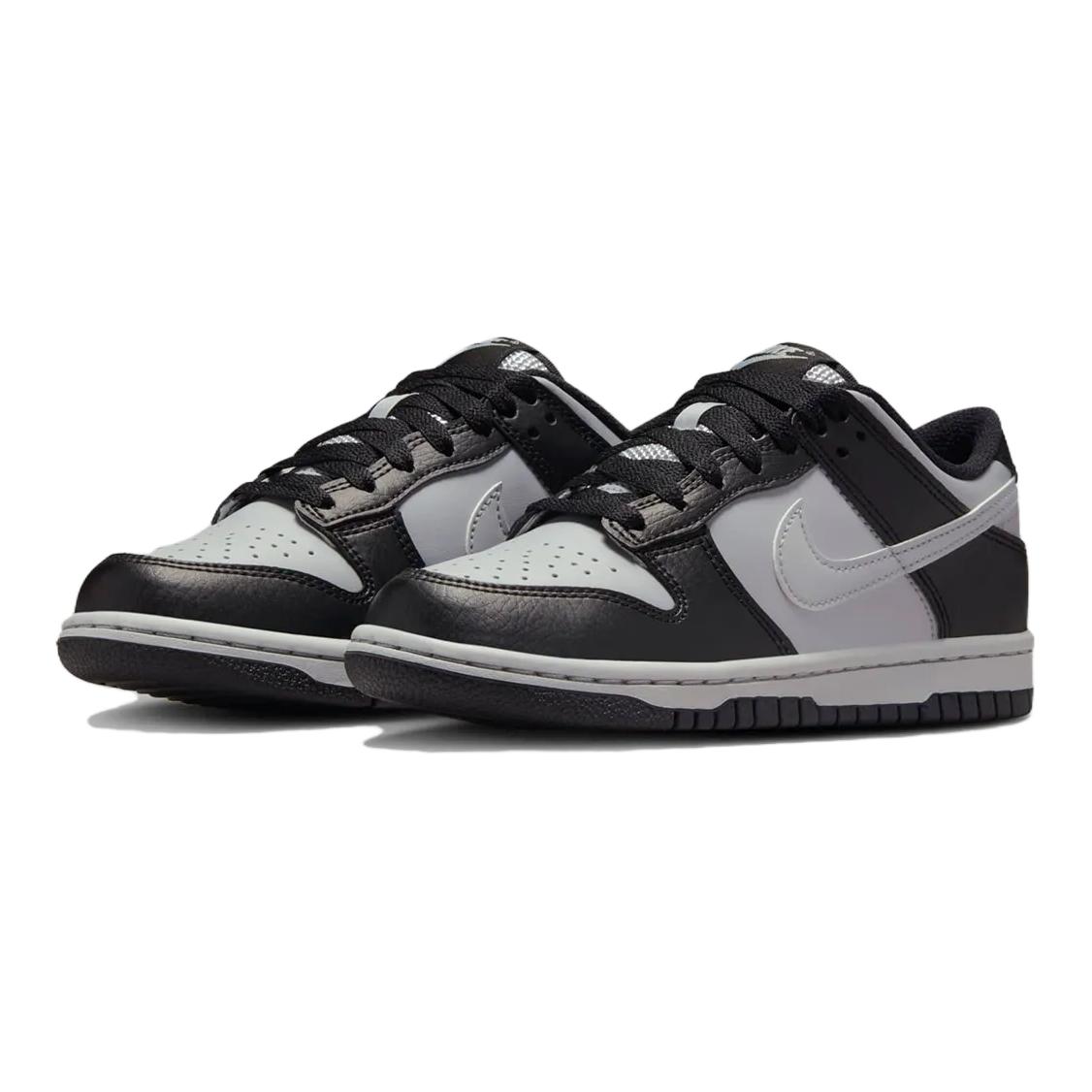 Низкие детские скейтбордические кроссовки Nike Dunk с противоскользящей и износостойкой подошвой черно-серые — фото 3