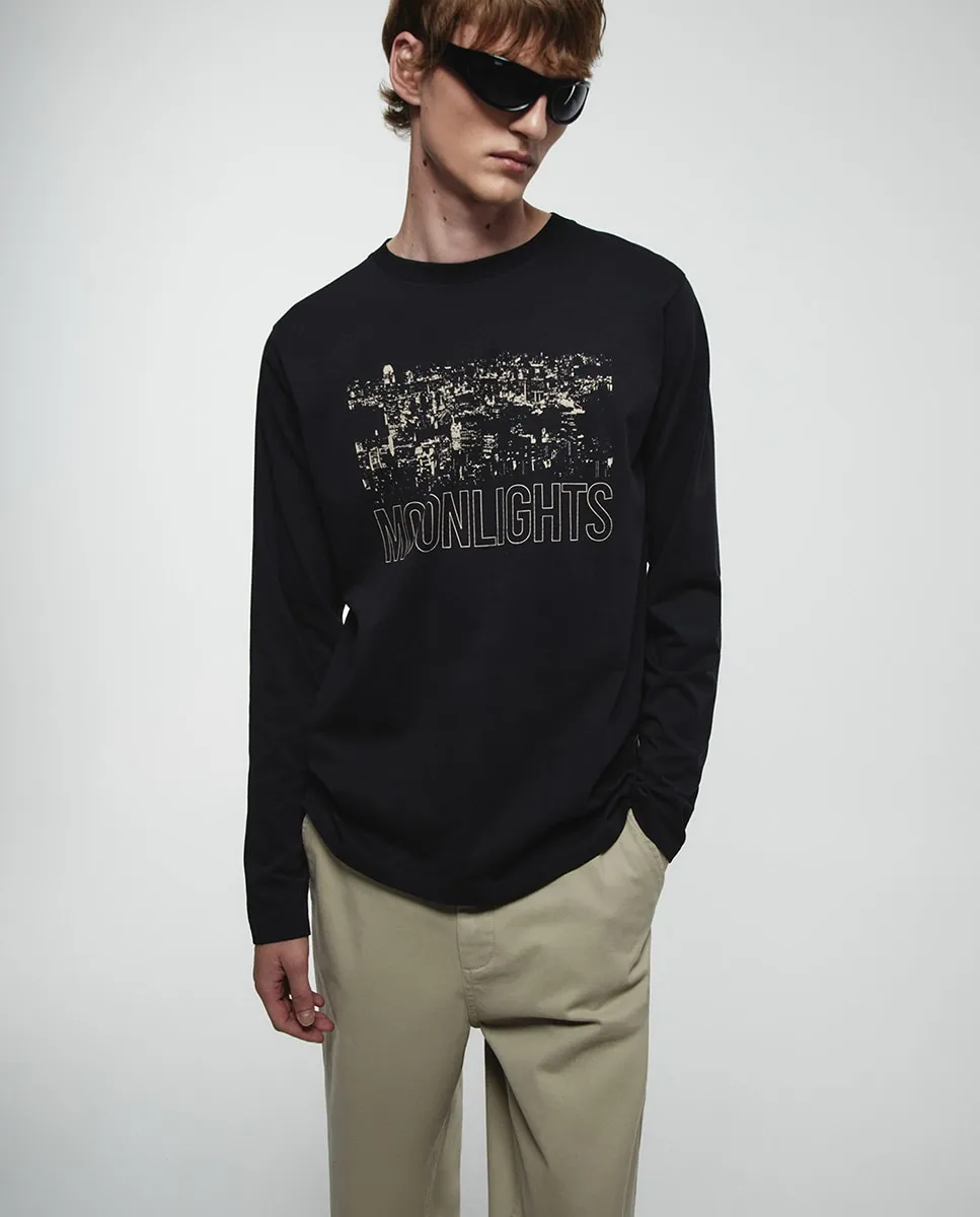 

Футболка с принтом Sfera, черный