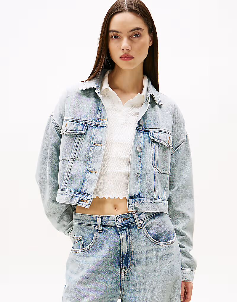 

Укороченная куртка дальнобойщика Tommy Jeans в цвете Light Blue