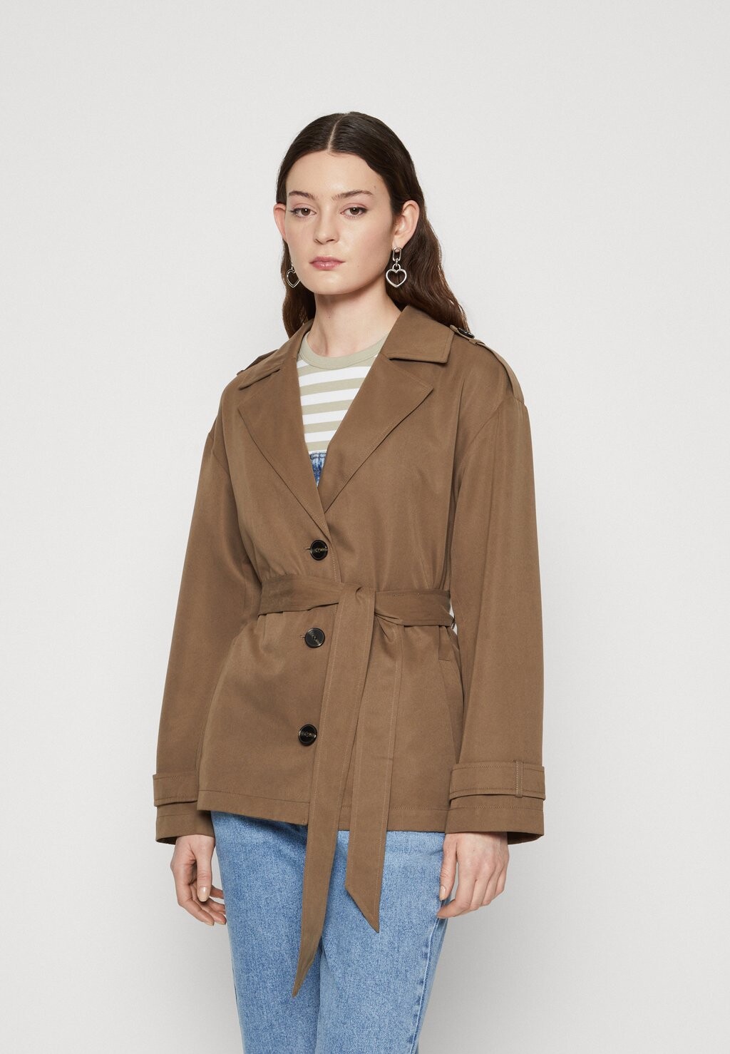 

Легкая куртка ONLLINE ONLY, цвет walnut