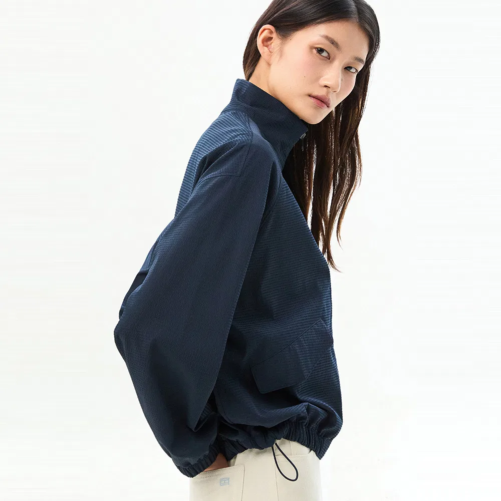 Женская ветровка сирсакер тёмно-синяя от Tommy Hilfiger Women — фото 4