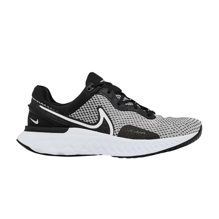

Кроссовки Nike React Miler 3 'White Black', белый