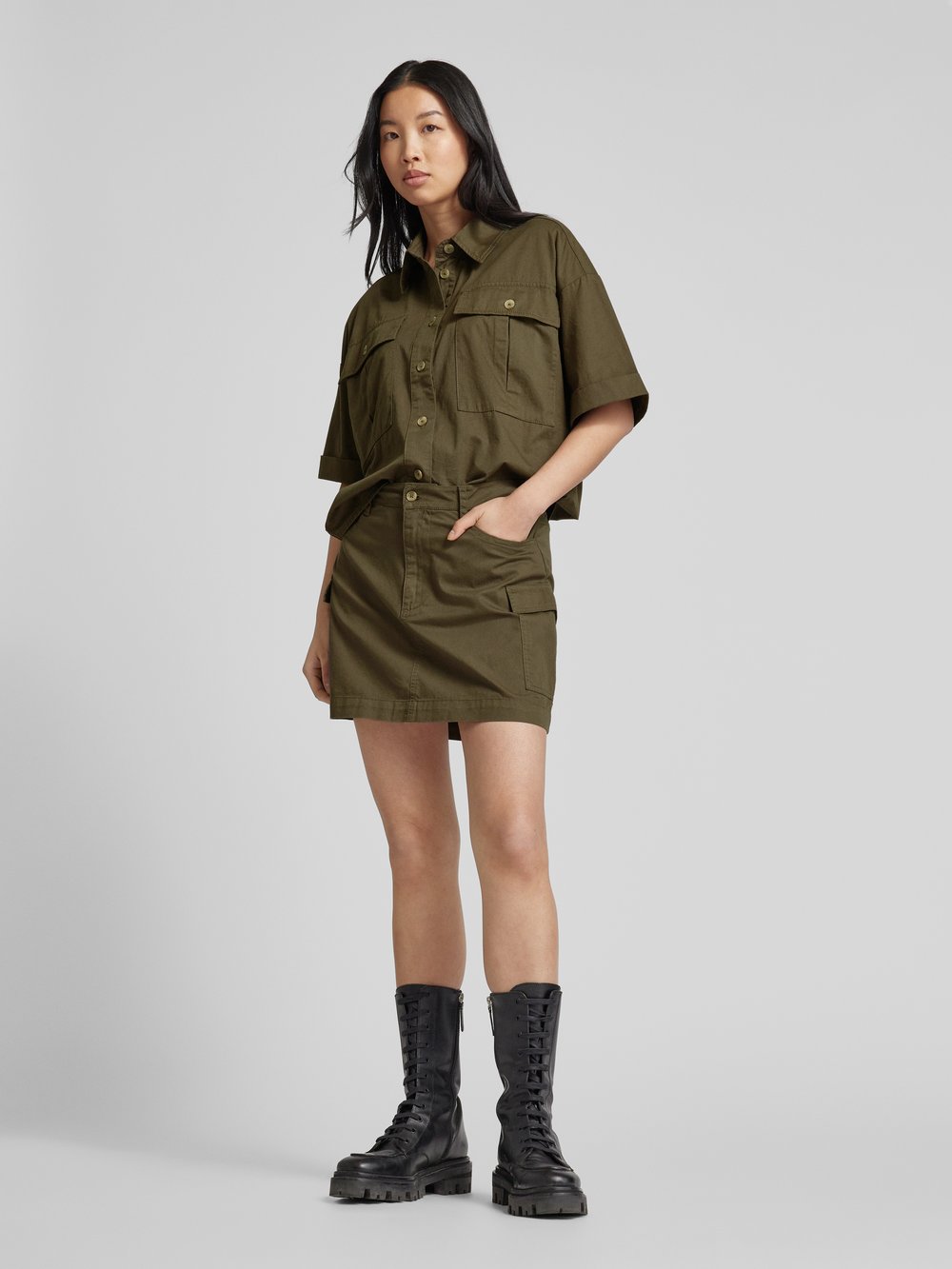 

Блузка-рубашка свободного кроя из чистого хлопка Jake*s Casual, оливковый