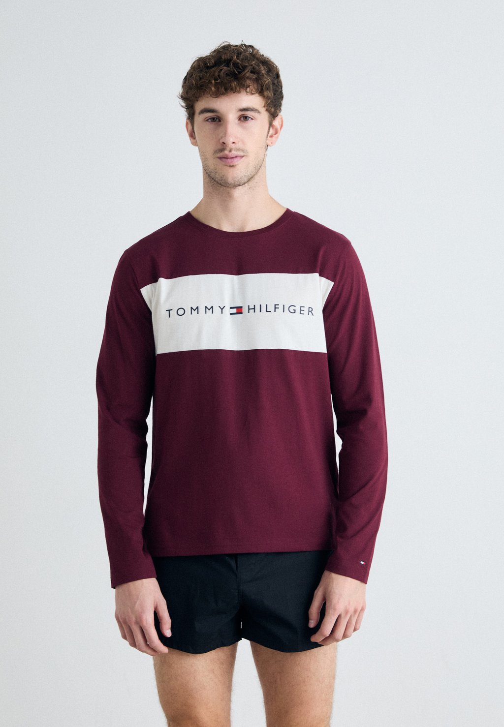 

Верх пижамы ORIGINAL TEE LOGO FLAG Tommy Hilfiger, бордовый