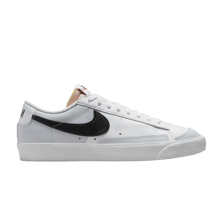 

Кроссовки Nike Blazer Low '77 Vintage 'White Black Platinum', белый