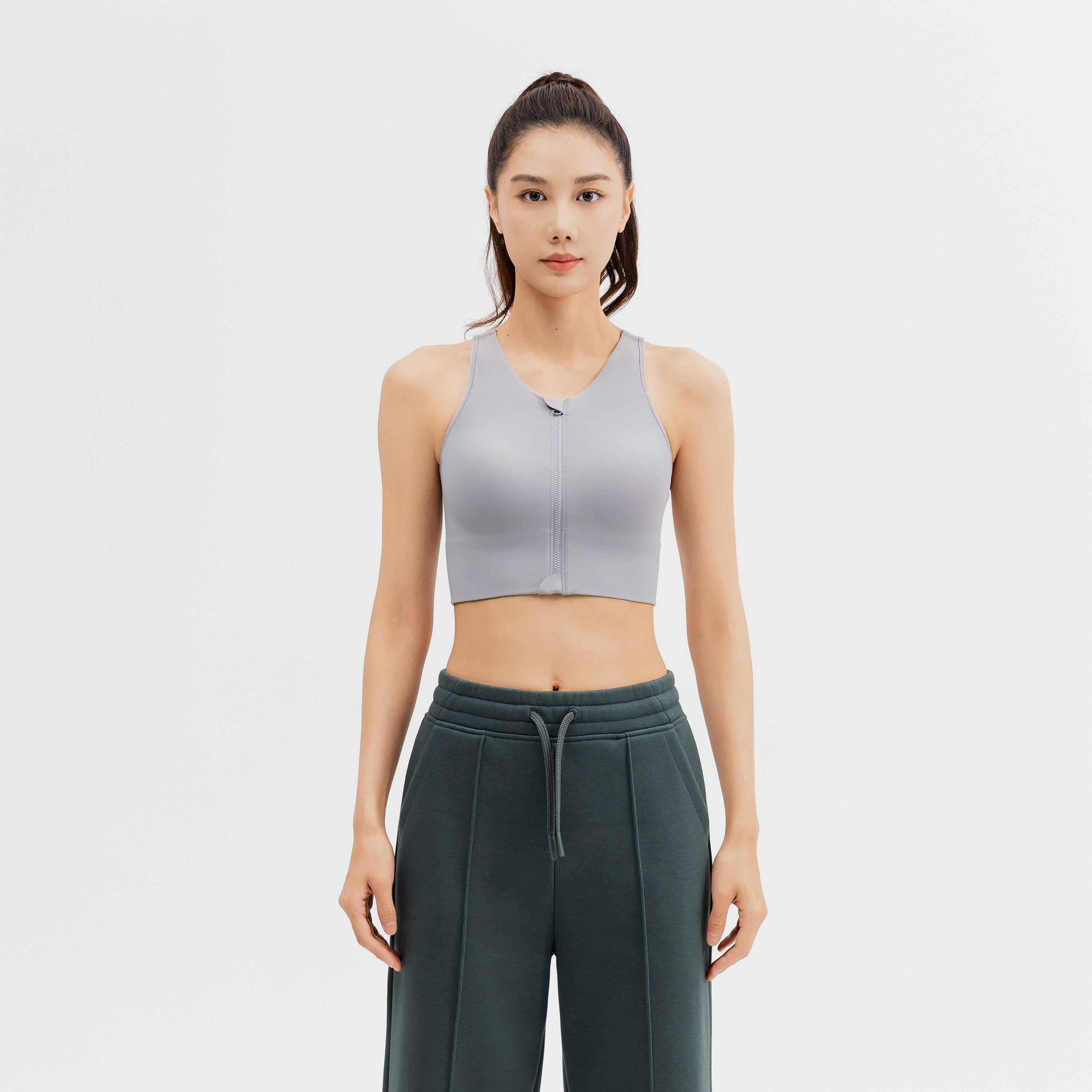 

Женский спортивный топ Domyos высокой поддержки с передней молнией и чашками push-up удлинённый светло-серый