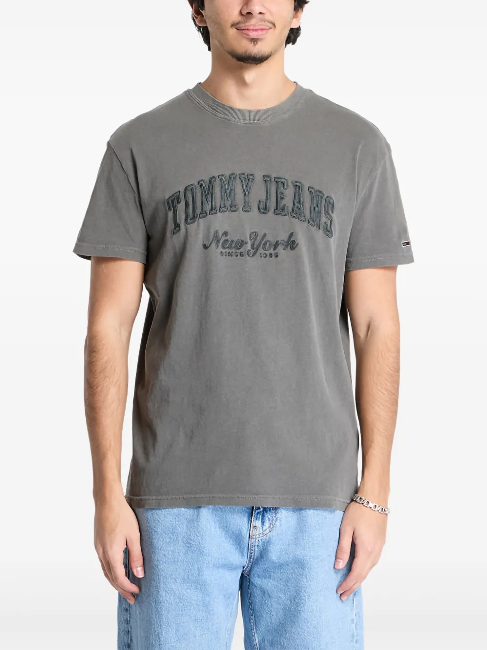 

Футболка с логотипом Tommy Hilfiger, серый