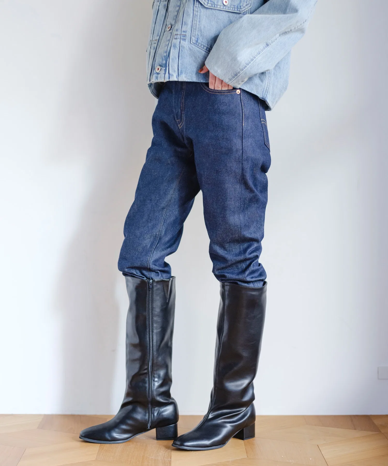 Джинсы Levi's 501(R) Selvedge, темно-синие. — фото 4