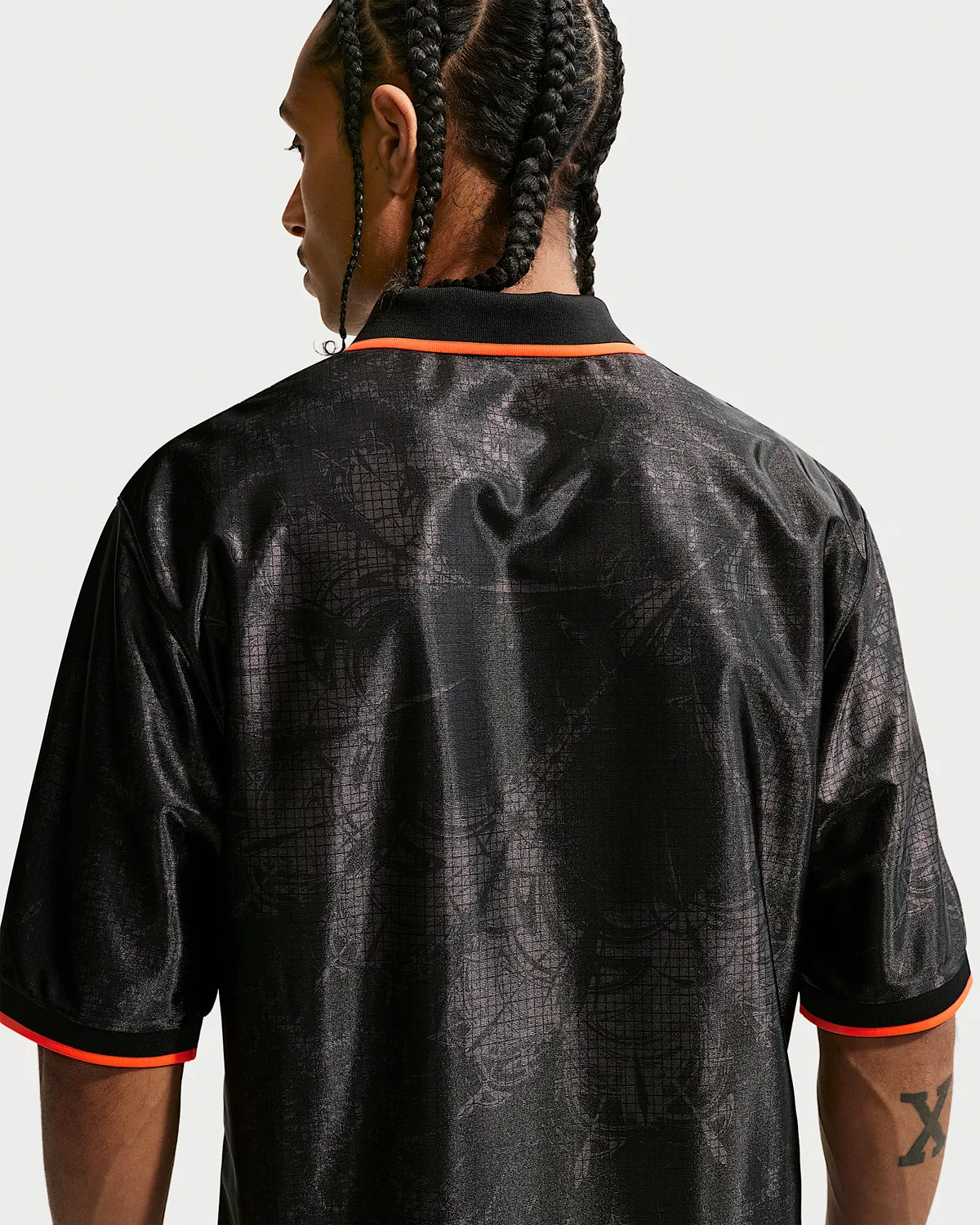 Мужская футболка Nike Dri-FIT с коротким рукавом Netherlands Energy, Black/Hyper Crimson/Hyper Crimson — фото 2