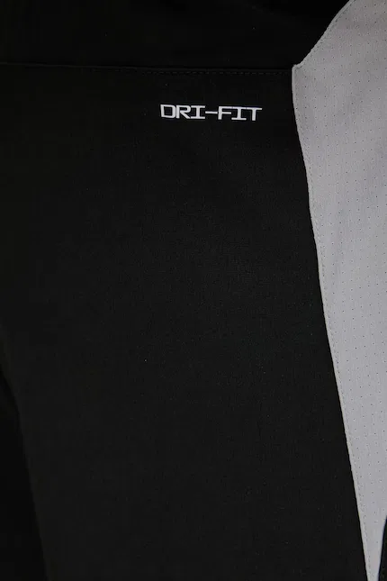 Плавки мужские с технологией Dri-FIT Nike, черный — фото 4