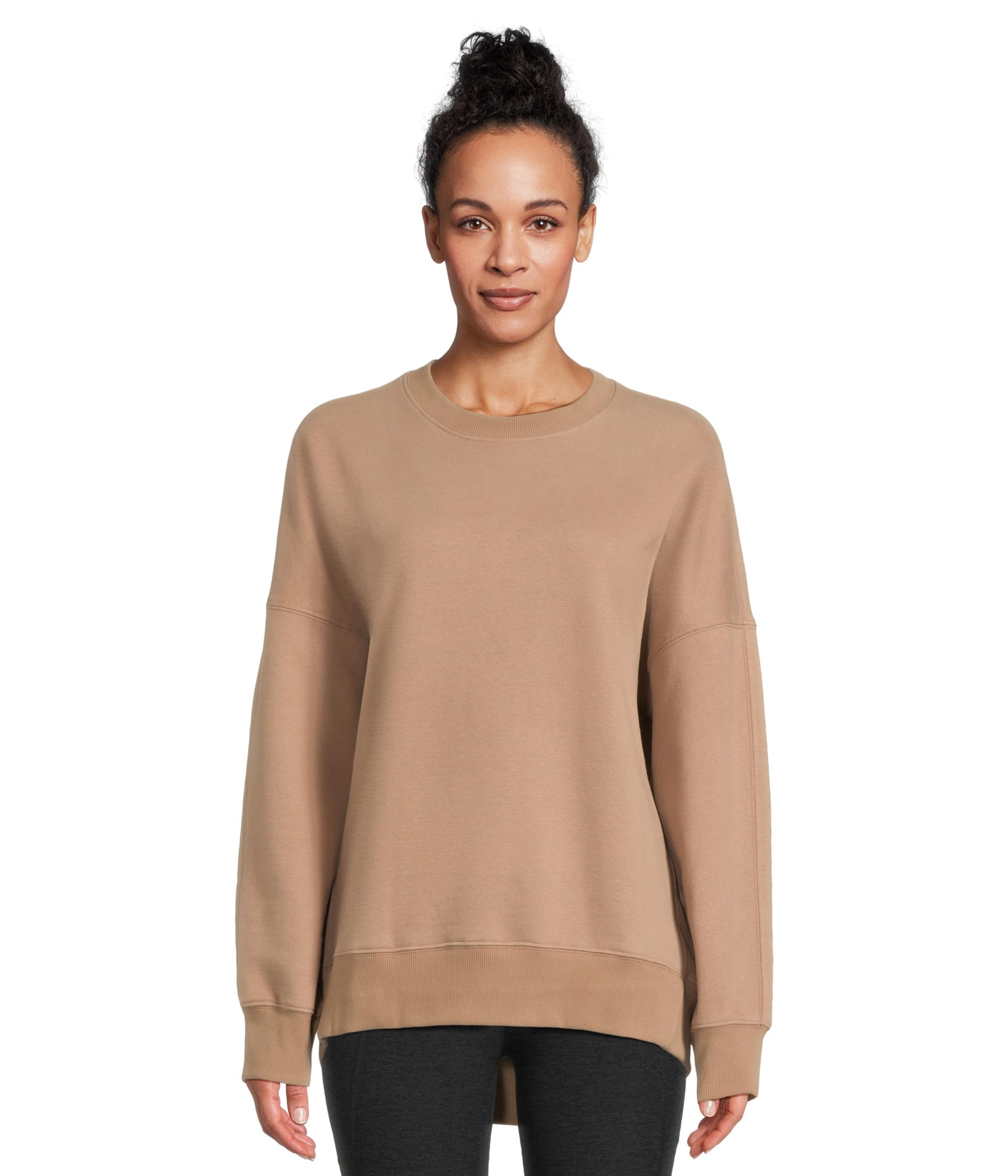 

Толстовка Beyond Yoga Solstice Oversized Sweatshirt, Desert Sand