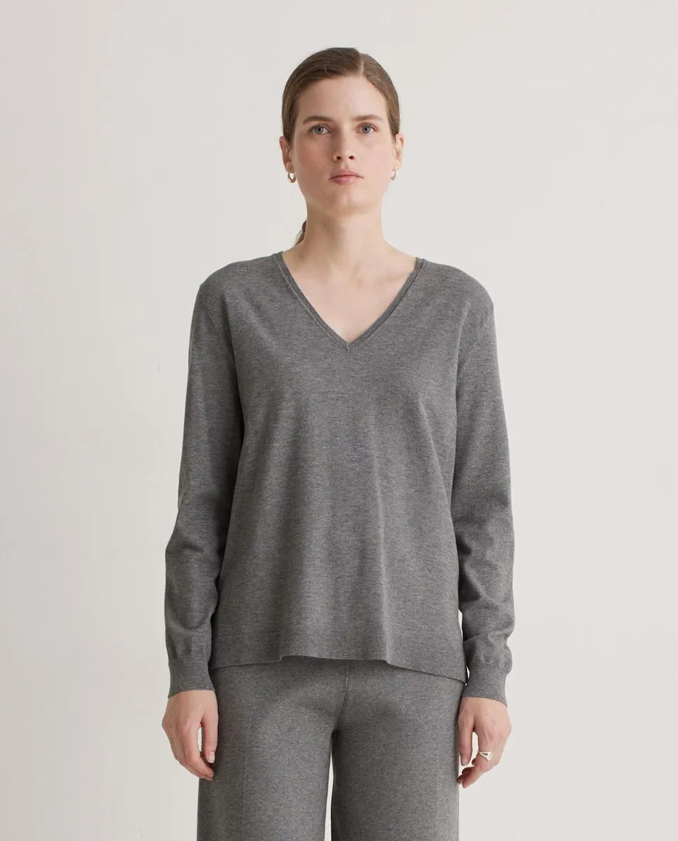 

Женский джемпер с V-образным вырезом и боковыми разрезами Yerse, серый