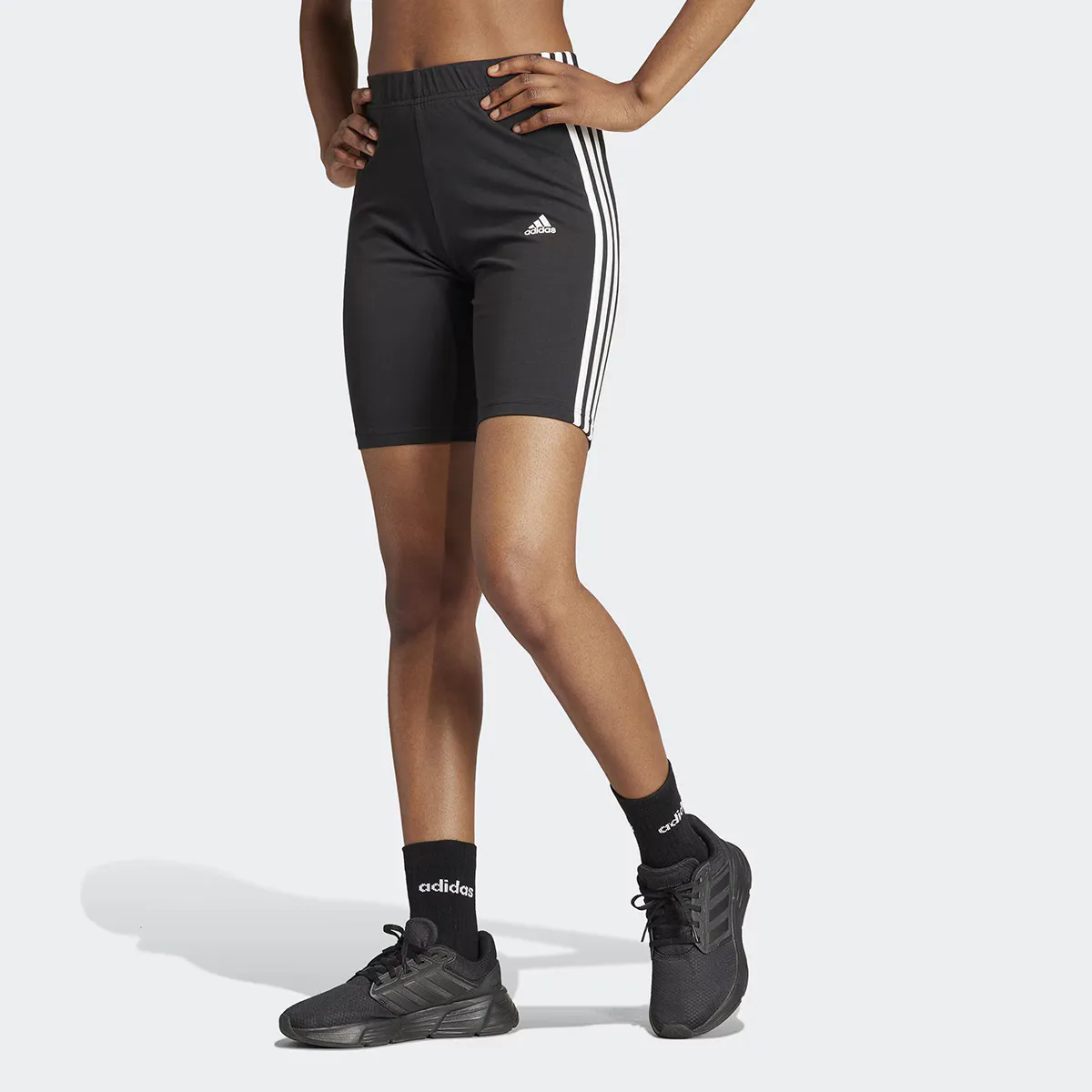 

Женские шорты 3S BK Adidas, черный/белый