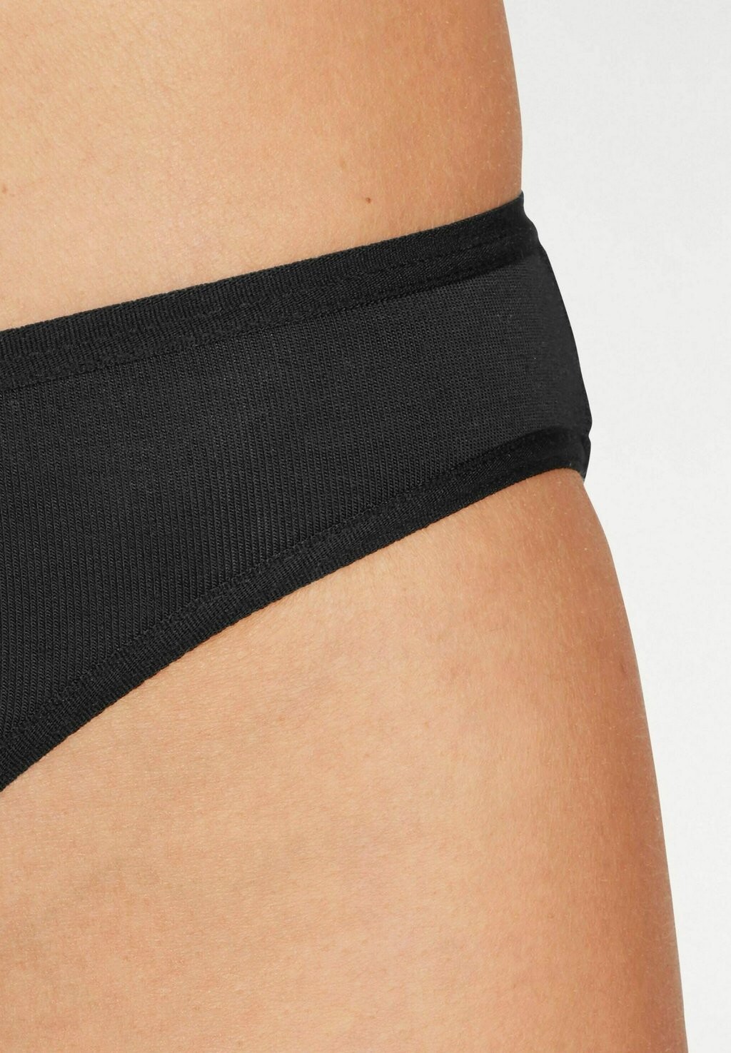 

Трусы 3 PACK LASCANA, черный