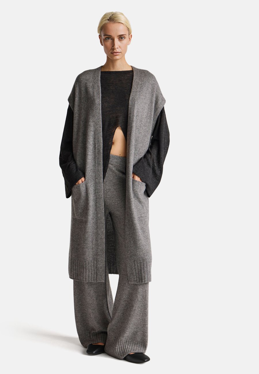 

Кардиган United Colors of Benetton LONG, Grey