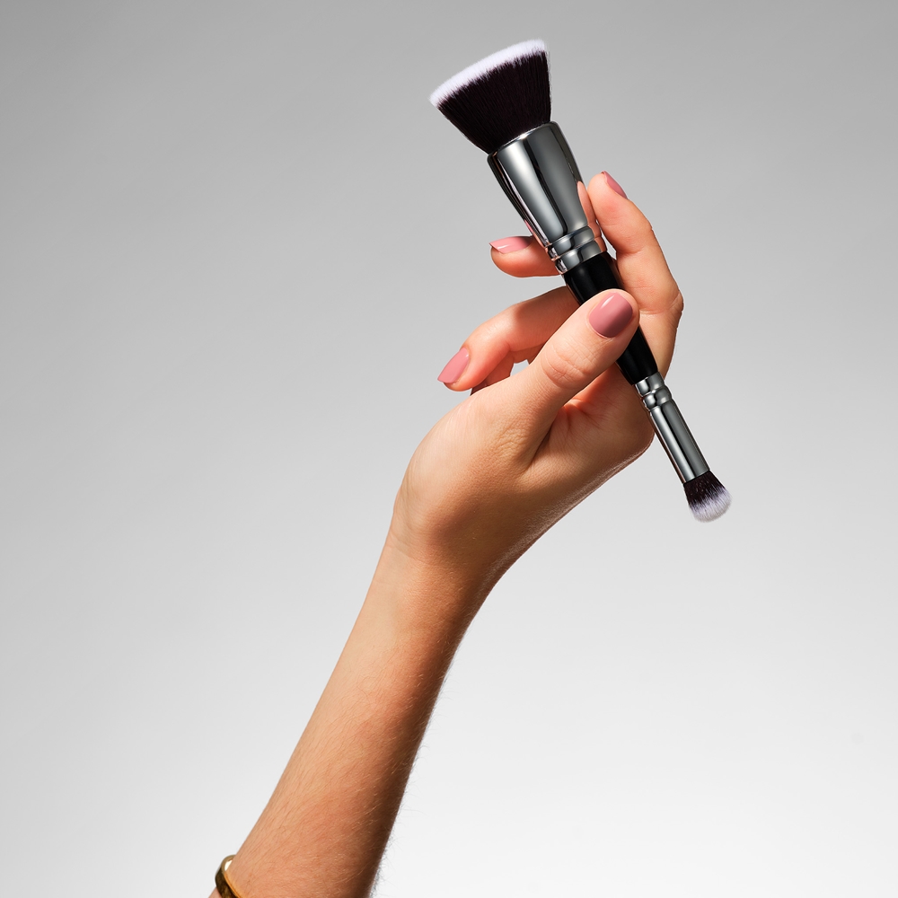 801 complexion duo brush двусторонняя кисть для нанесения тонального крема Zoeva, 1 шт — фото 2