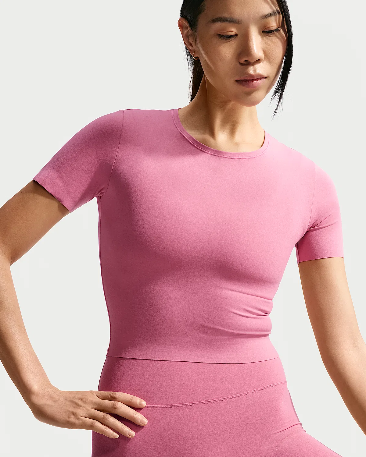 Женский топ Nike Zenvy с коротким рукавом Dri-FIT, Peony/White